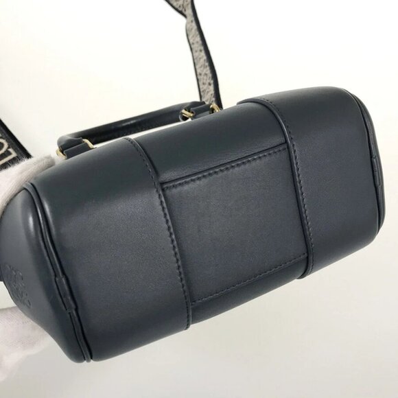 LOEWE Amazona 16 Hand bag - Picture 5 of 16